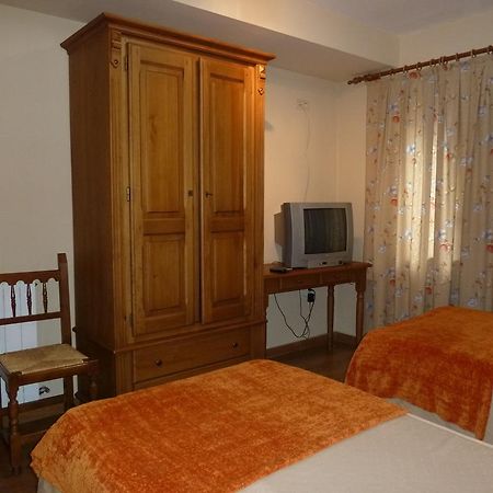 Apartahotel Faure Sallent de Gállego Buitenkant foto
