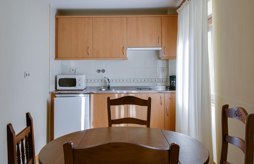 Apartahotel Faure Sallent de Gállego Kamer foto