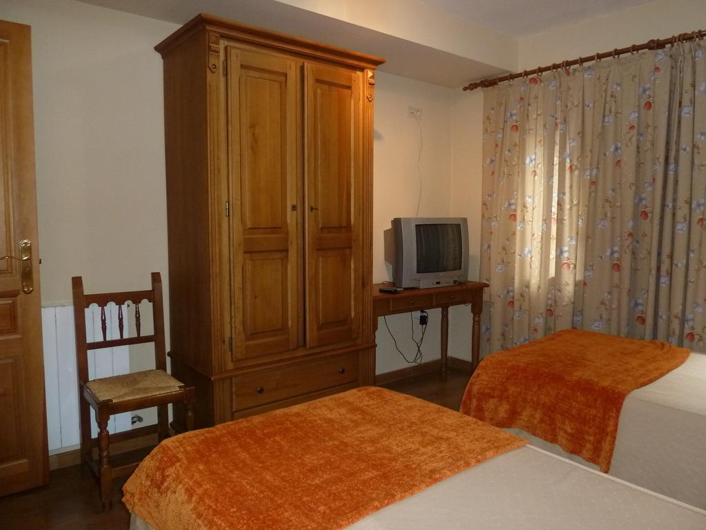 Apartahotel Faure Sallent de Gállego Buitenkant foto